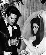 _38196311_elvis_priscilla67_150.jpg