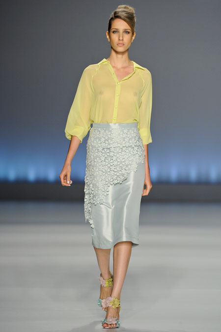 Aurea_Prates_SS13_04_Gabriella_Faria.jpg