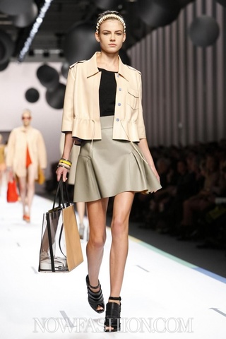 2012_09_22_13_02_33_fendi_1147.jpg