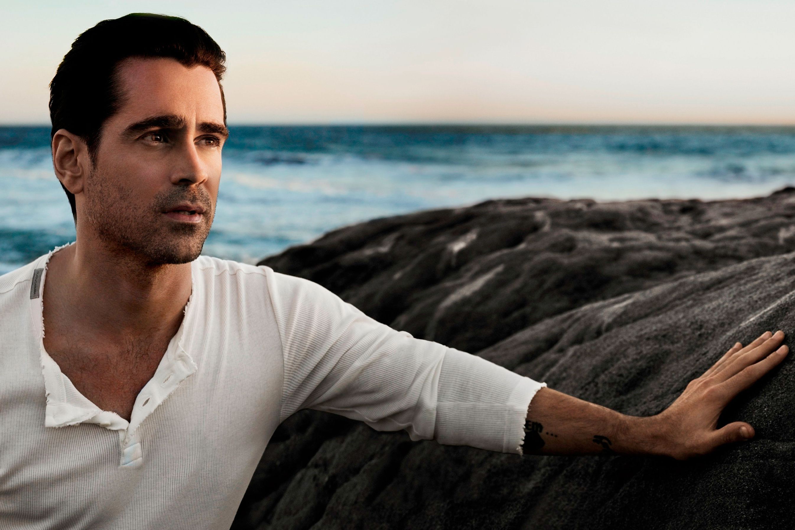 16-colin-farrell-dg.w1366.h908.2x.jpg