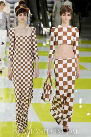 2012_10_03_09_03_29_louis_vuitton_3178.jpg