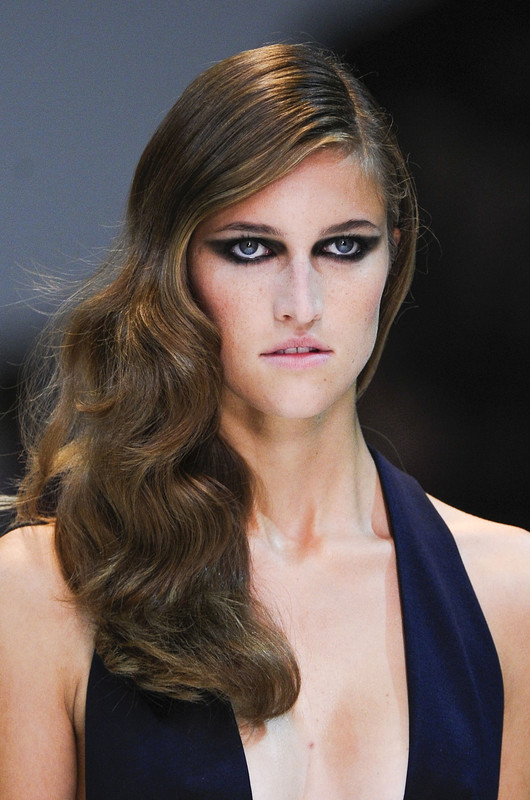 Guy_Laroche_Spring_2013_Details_a_Uj56s_Y0_Zu5x.jpg