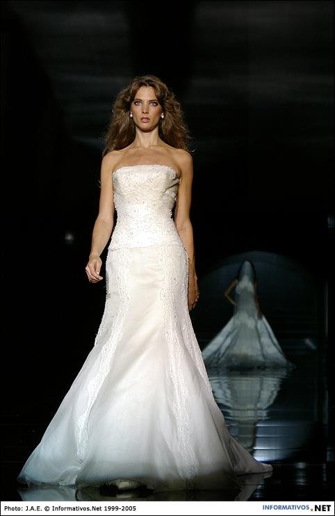 pronovias_20050620_121.jpg