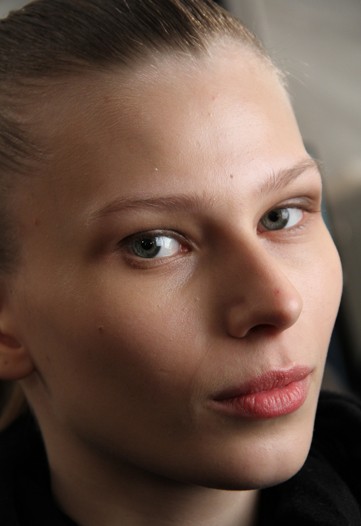max_azria04.jpg