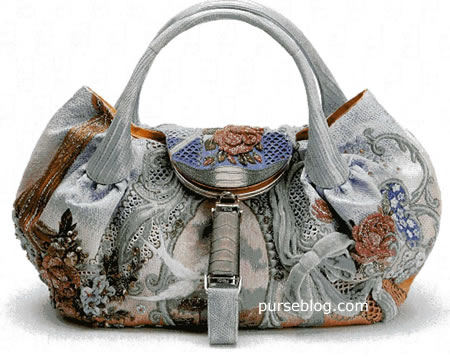 Fendi_Wisteria_Spy_Bag.jpg