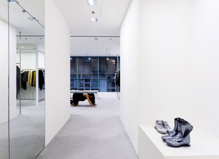 Rick-Owens-Store-Hong-Kong-03.jpg