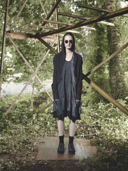 silent_ss13_women_01.jpg