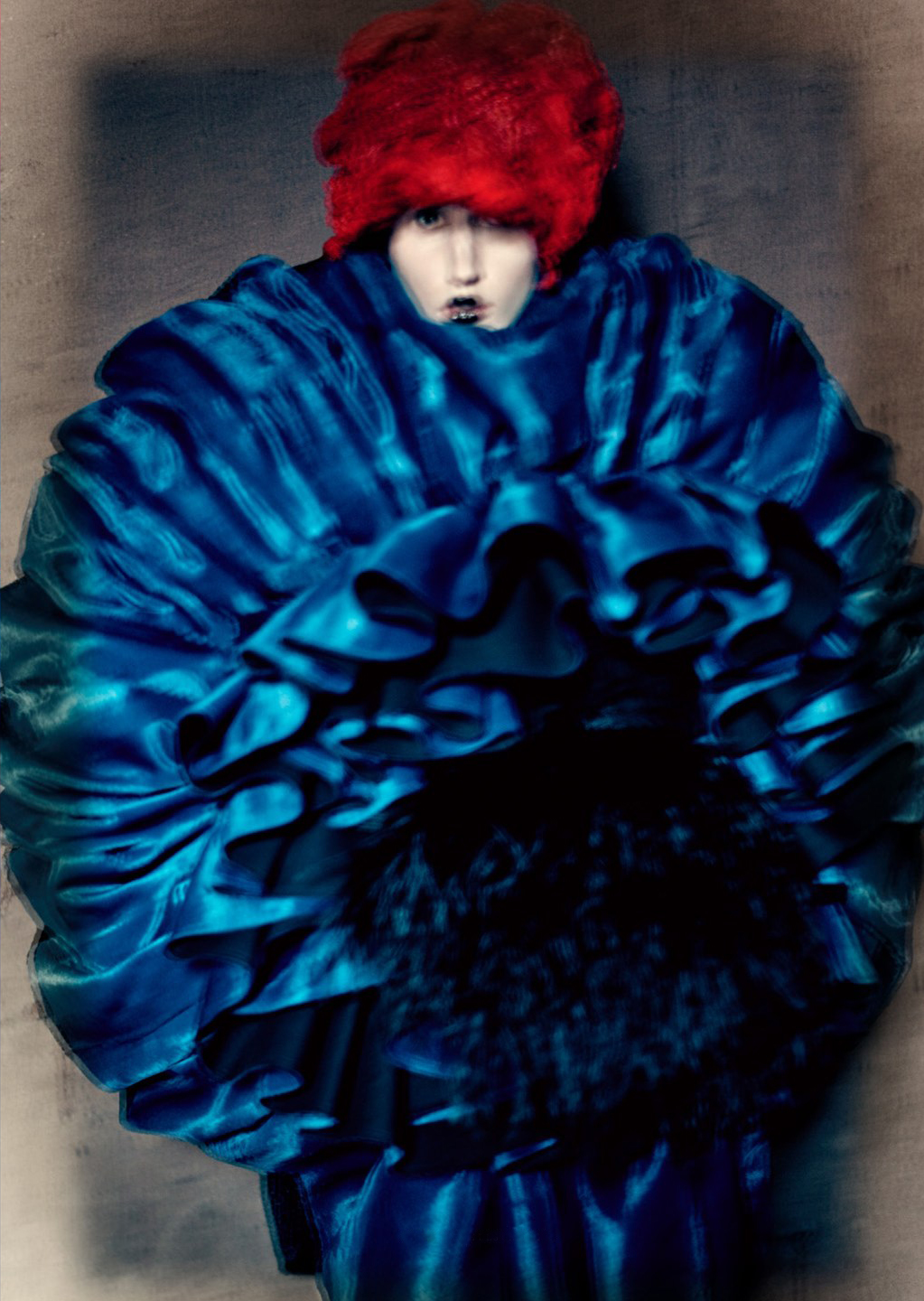 blue-witches-anna-cleveland-by-paolo-roversi-for-luncheon-magazine-spring-summer-2016-3.jpg