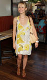 th_18765_Preppie_KristenBell080208-R980_122_622lo.jpg