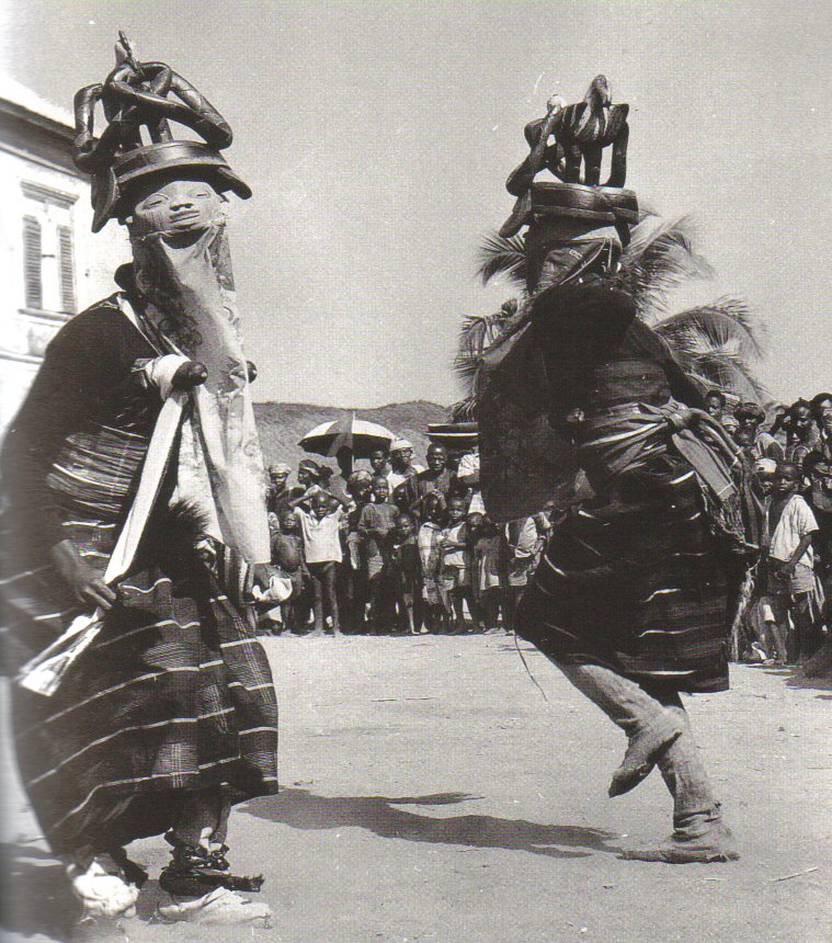 gelede_dance_photo_GS.jpg