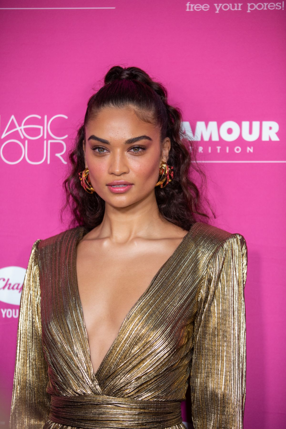 shanina-shaik-at-most-stylish-new-yorkers-of-2018-party-in-new-york-09-12-2018-0.jpg