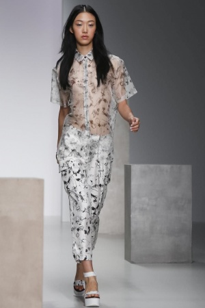 2013_09_14_09_16_50_zoe_jordan_rtw_ss14_5793.jpg