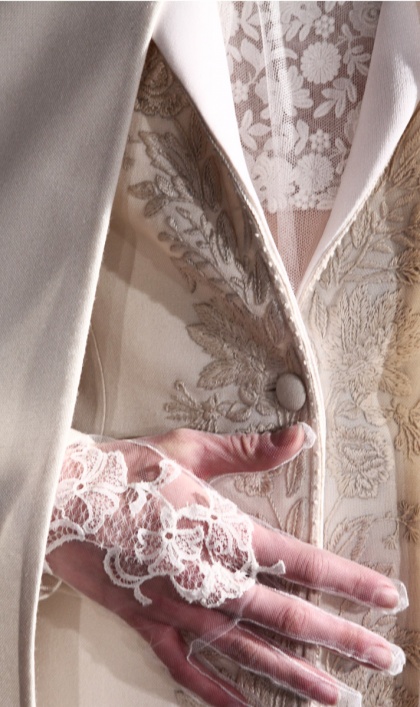 img_valentino_spring_2012_couture_092931808104_j.jpg