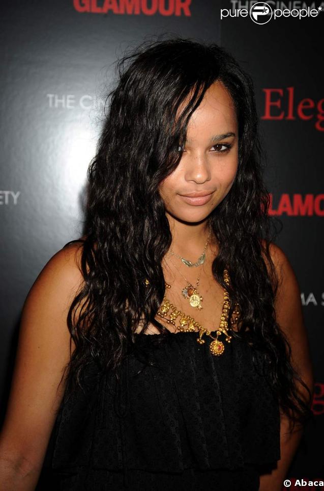 61867-zoe-kravitz-637x0-1.jpg