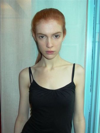 37427836_p.jpg