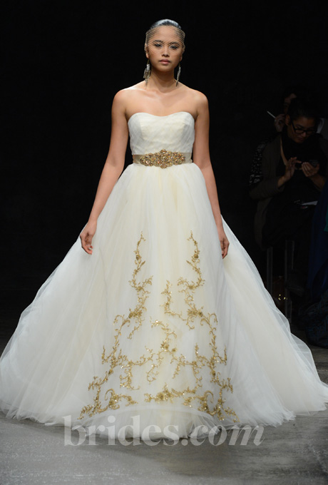 new_lazaro_wedding_dresses_fall_2013_016.jpg