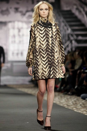 2012_02_24_11_42_18_just_cavalli_2160.jpg