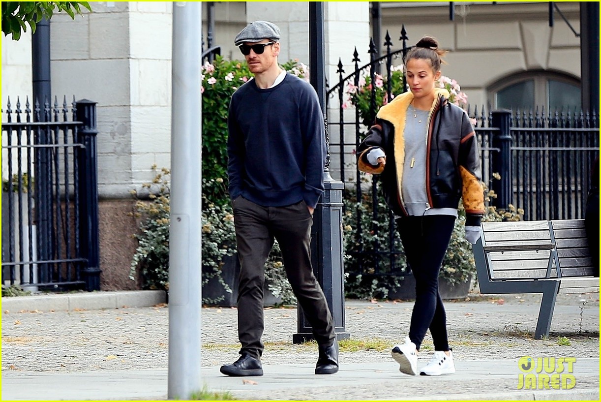 alicia-vikander-michael-fassbender-stroll-new-photos-03.jpg