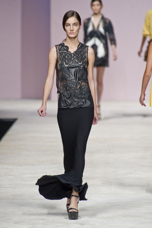 Ermanno_Scervino_Spring_2013_1l_e_Vm_RCuwx.jpg