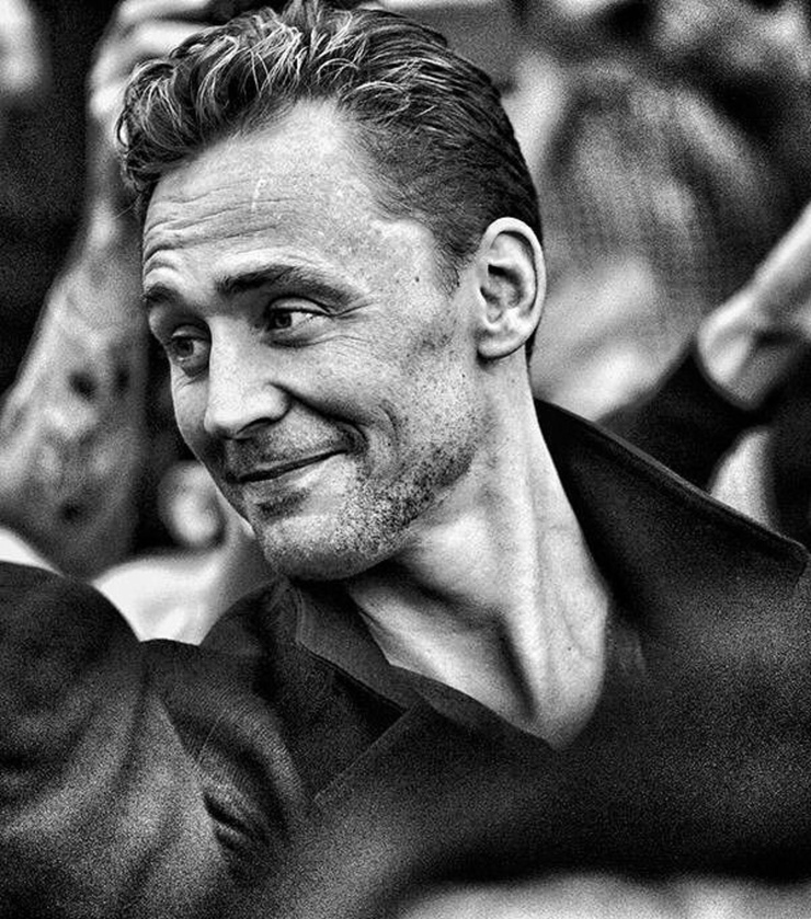 740full-tom-hiddleston.jpg