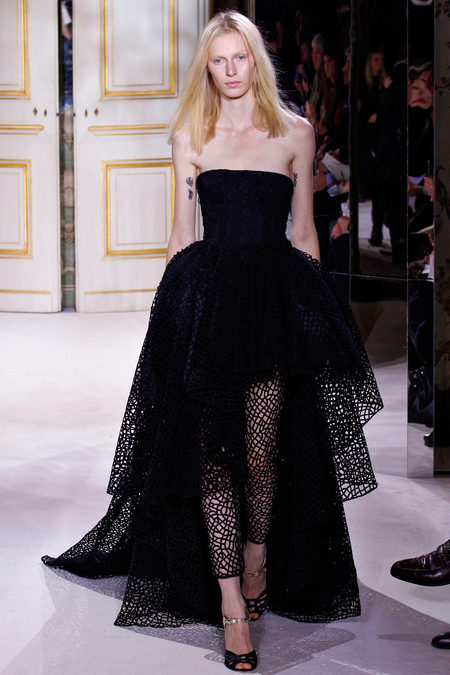 julia_nobis_giambattsta_valli_spring_2013_coutur.jpg