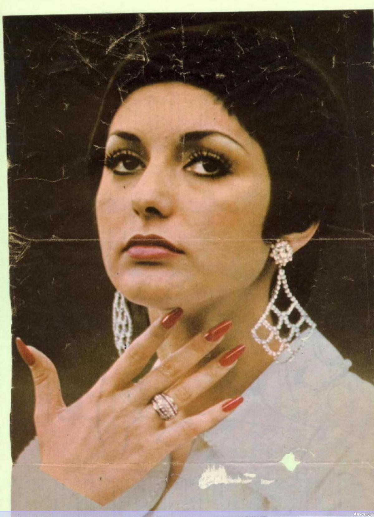 Googoosh_085.jpg