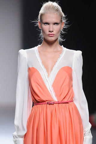kina_fernandez_detalles_661451506_320x480.jpg