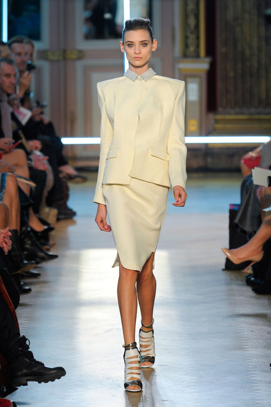 Roland_Mouret_Spring_2013_1cfw6p_R8_Abx.jpg