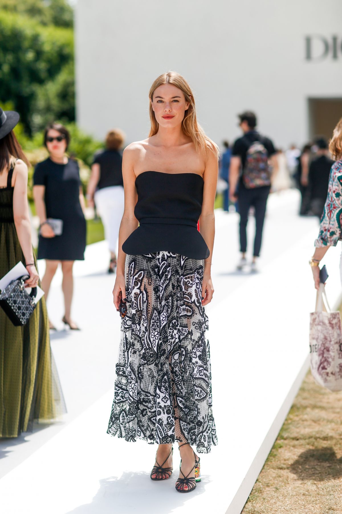 camille-rowe-at-dior-fall-winter-2018-2019-haute-couture-show-in-paris-07-02-2018-1.jpg