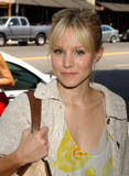 th_18421_Preppie_KristenBell080208-R82_122_1085lo.jpg