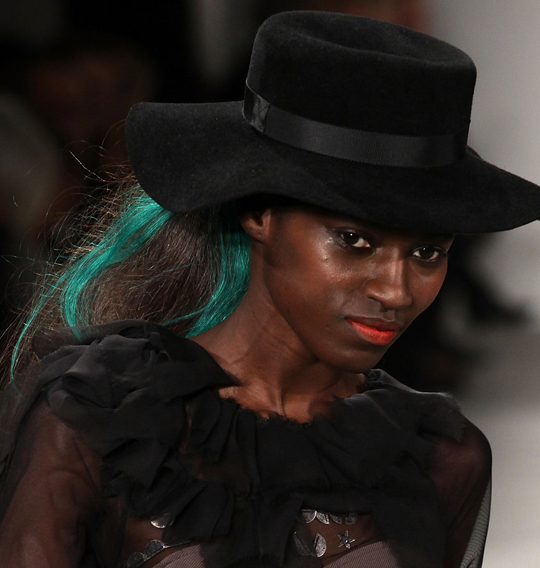 nyfw_venacava_maccosmetics005.jpg