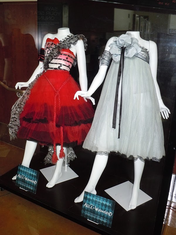 Colleen_atwood_alice_wonderland_dresses.jpg