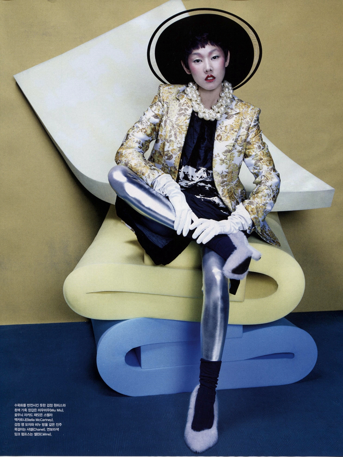 vogue_korea_2013_apr_art_nouveou_by_bo_lee_7.jpg