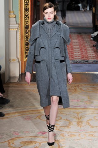 Antonio%2BBerardi%2BFall%2B2011_LFW_Nastya%2BKarzan_01.jpg