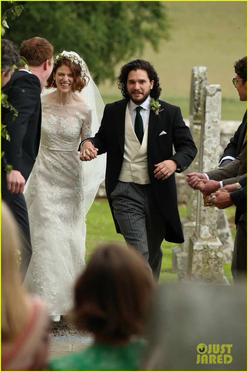 kit-harington-rose-leslie-wedding-photos-10.jpg