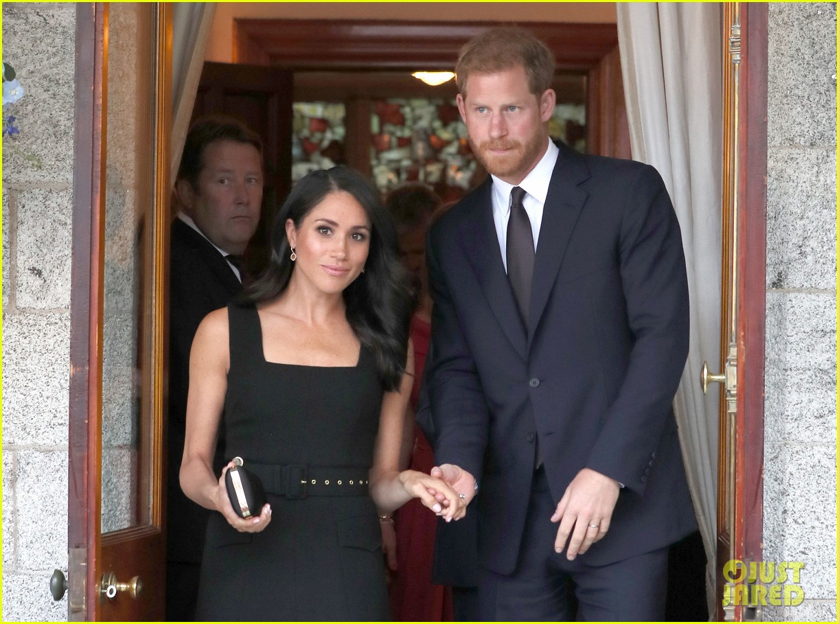 meghan-markle-third-outfit-prince-harry-ireland-05.jpg