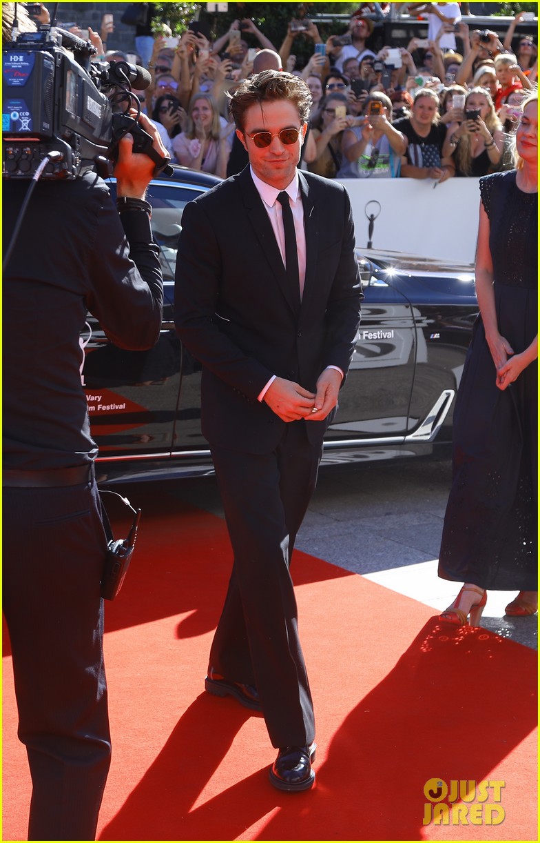 robert-pattinson-karlovy-vary-film-festival-22.jpg