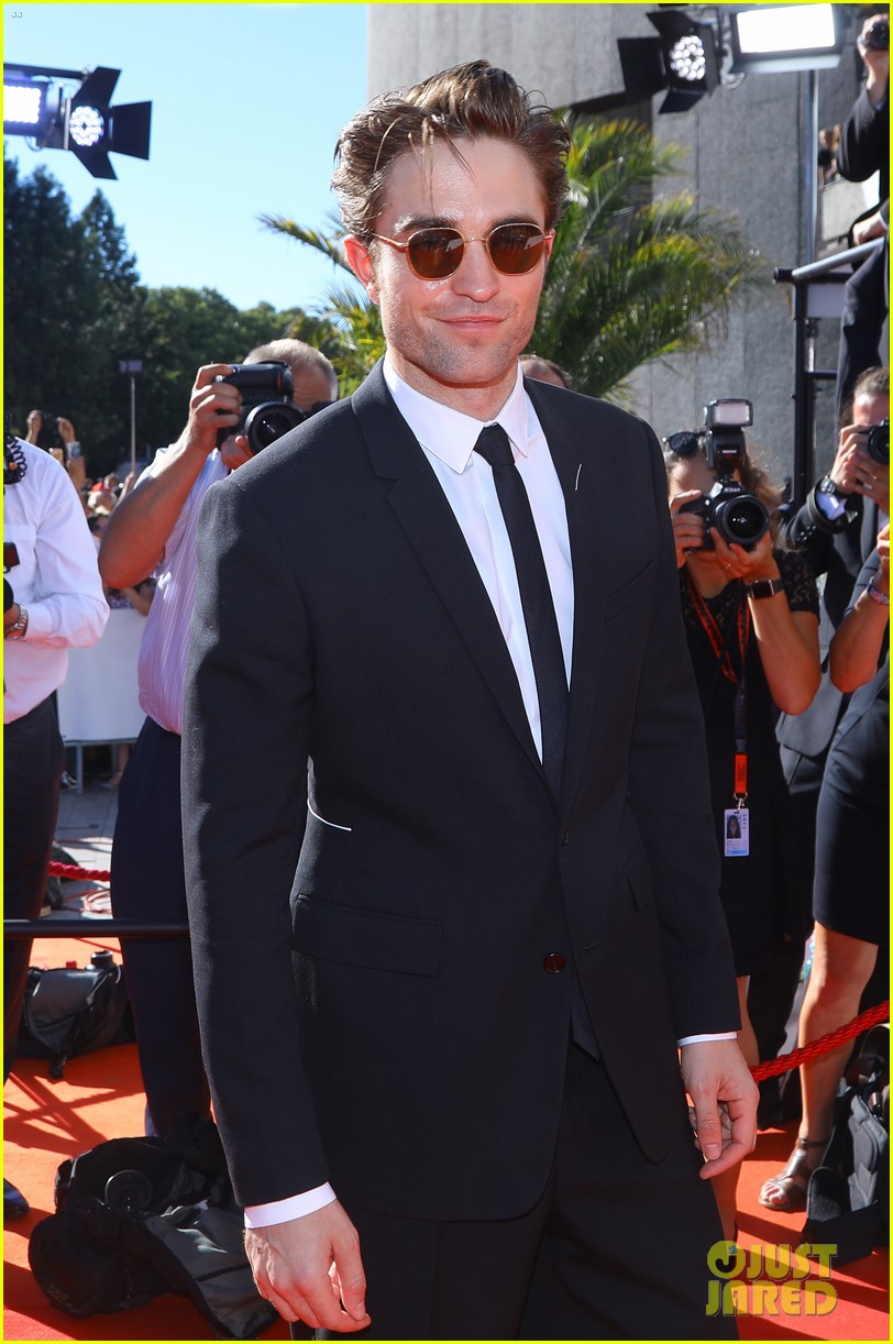 robert-pattinson-karlovy-vary-film-festival-25.jpg