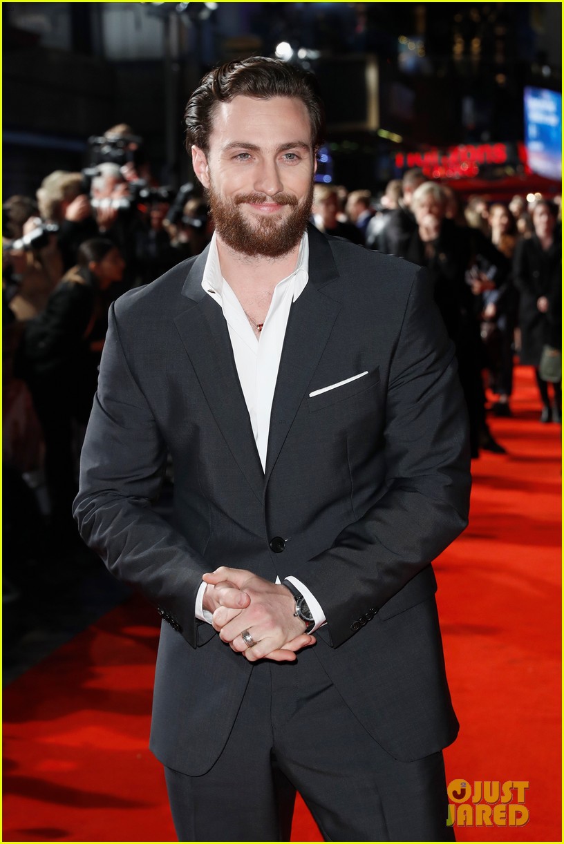 chris-pine-aaron-taylor-johnson-suit-up-for-outlaw-king-european-premiere-21.jpg