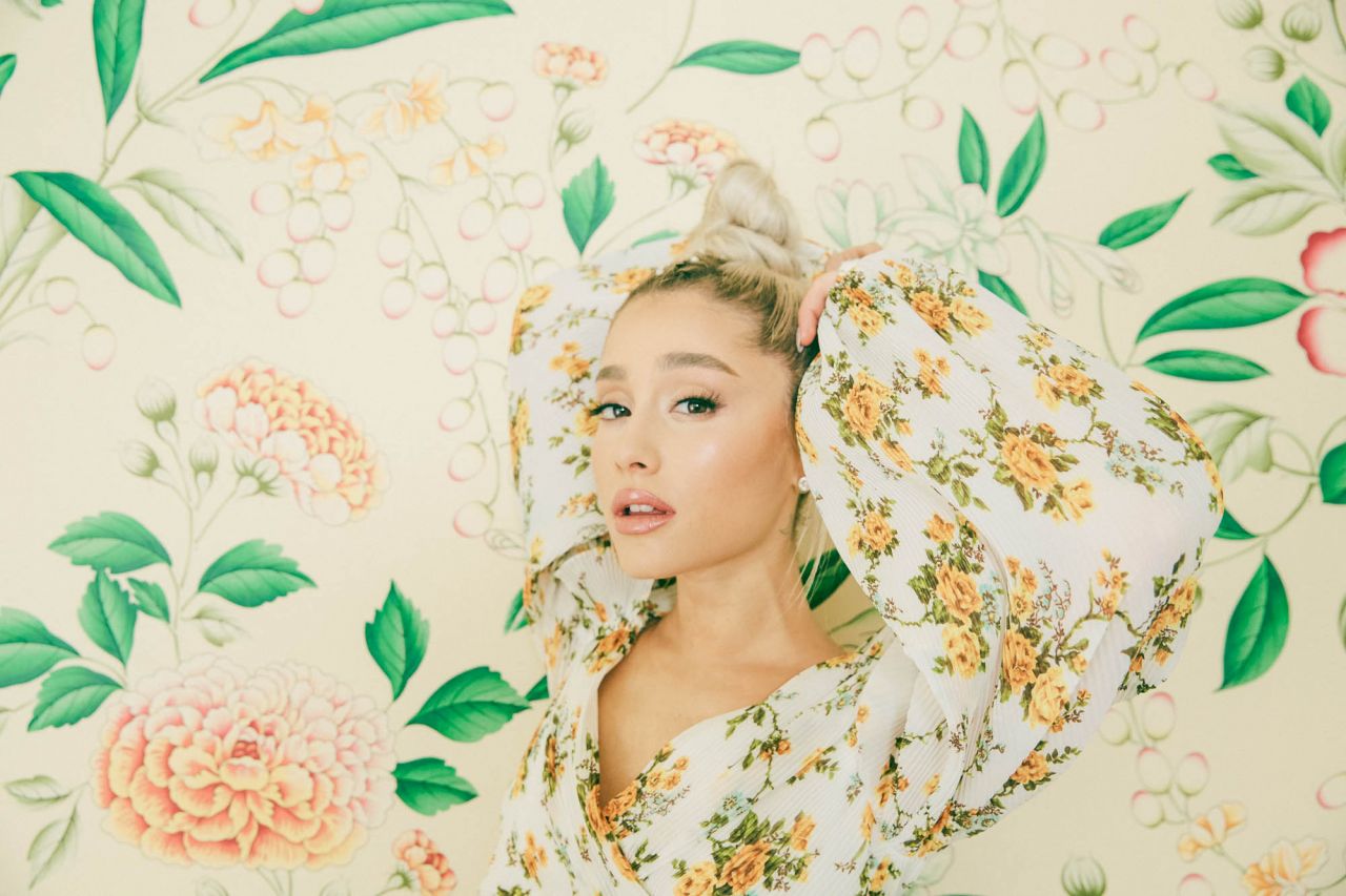ariana-grande-photoshoot-for-time-may-2018-1.jpg