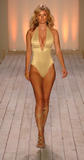 th_43018_MarisaMiller_IncaSmr2007FshnShow_20060715_015_122_418lo.jpg