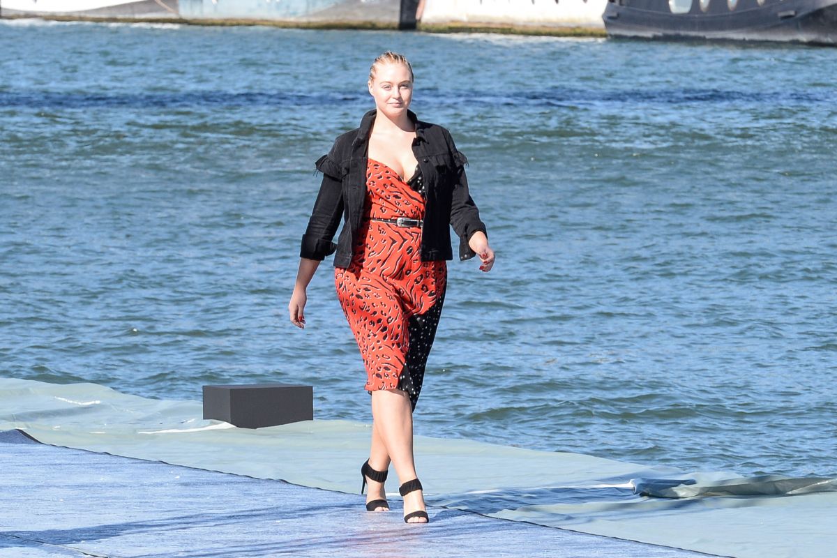 iskra-lawrence-at-l-oreal-fashion-show-rehersal-in-paris-09-30-2018-1.jpg