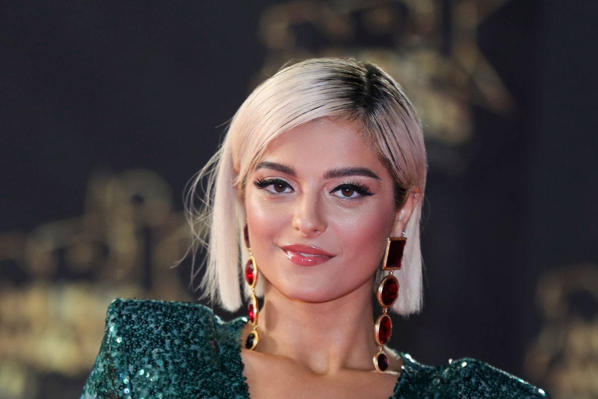 beberexha-at-nrj-music-awards-2018-in-cannes-11-10-2018-5.jpg