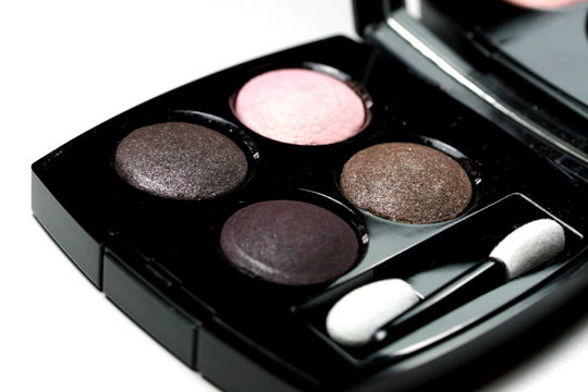chanel-enigma-quad-review-photos-swatches-fall-2010.jpg